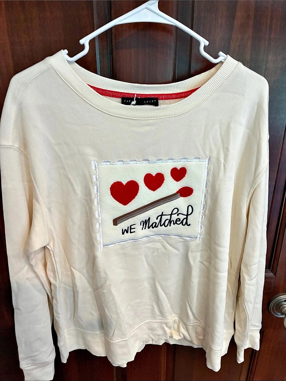 Jane and Delancey  Long Sleeve Graphic Top in Cream Size Medium NWT